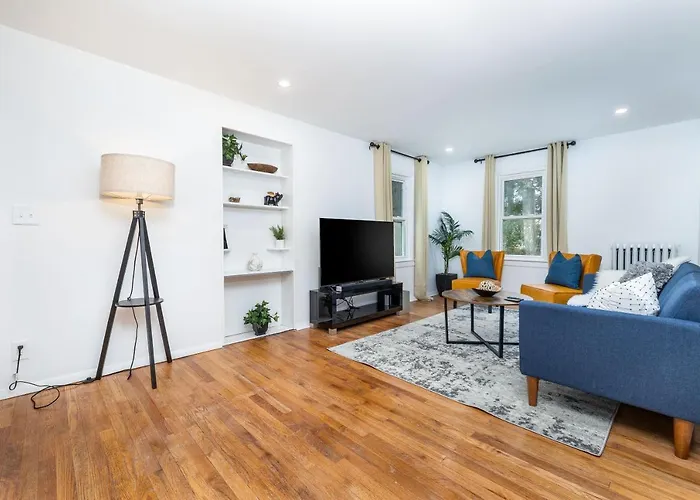 Lovely Ranch House In Windsor, 10 Mins To Hartford Connecticut